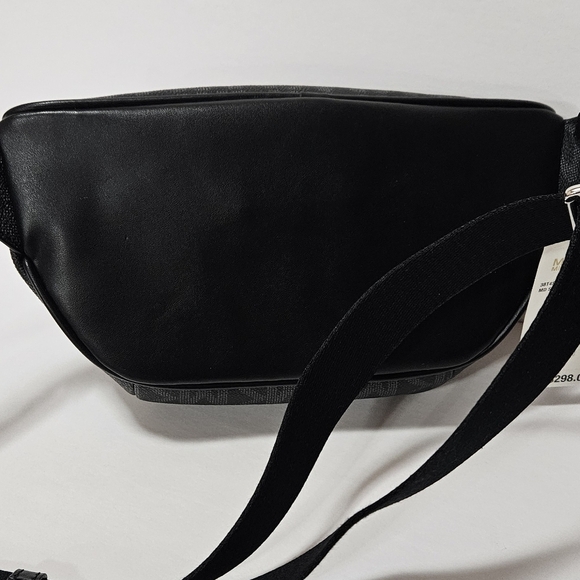 NWT Michael Kors Black Signature Jet Set Belt/Sling Messenger Bag with Chain - Picture 5 of 7